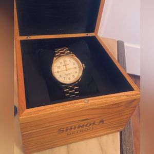 Shinola- The Vinton Bracelet Watch